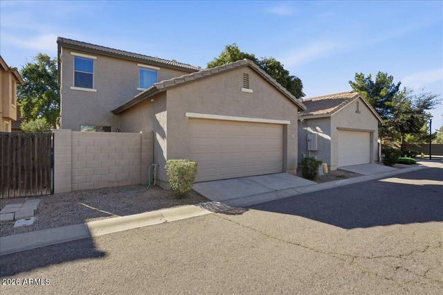1915 E OXFORD Lane, Gilbert, AZ 85295