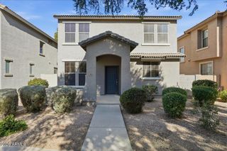1915 E OXFORD Lane, Gilbert, AZ 85295