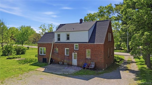6467 Chestnut Ridge Road, Orchard Park, NY 14127