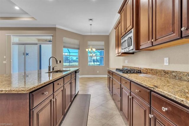 12645 Fairway Cove CT, Fort Myers, FL 33905