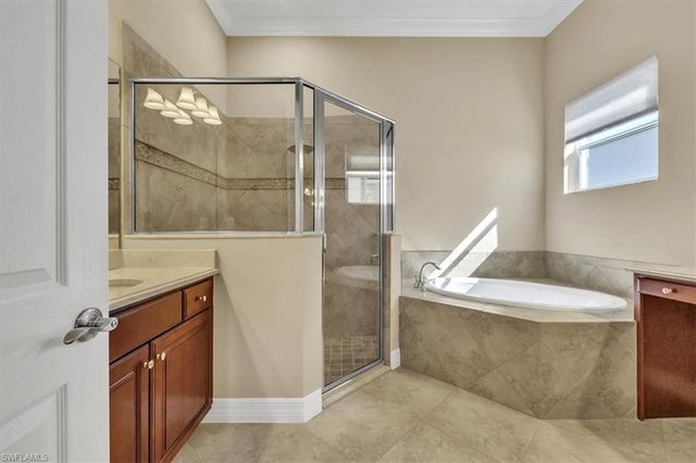 12645 Fairway Cove CT, Fort Myers, FL 33905