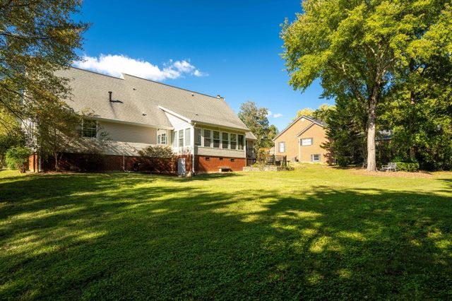 2806 Fox Ridge Road, Ooltewah, TN 37363