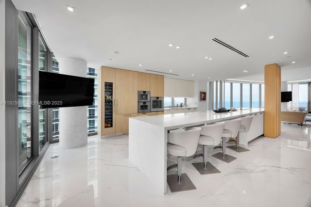 15701 Collins Ave 3701, Sunny Isles Beach, FL 33160