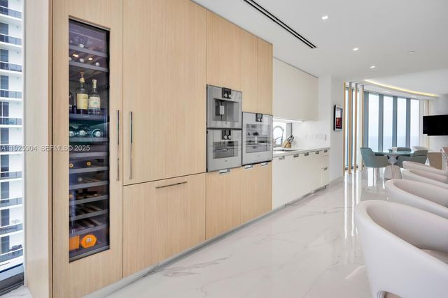 15701 Collins Ave 3701, Sunny Isles Beach, FL 33160