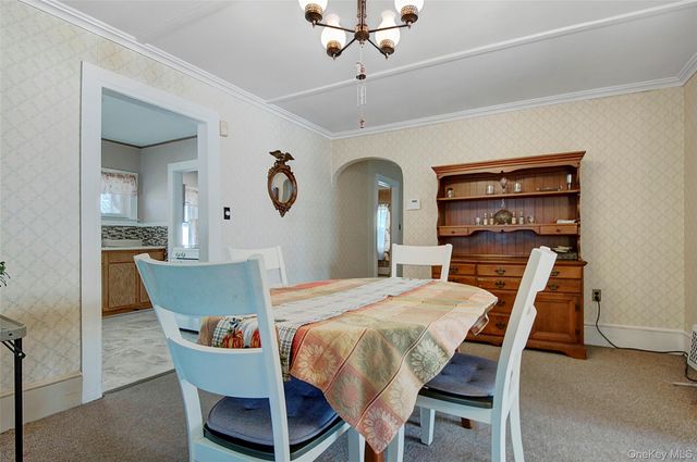 85 Overocker Road, Poughkeepsie, NY 12603