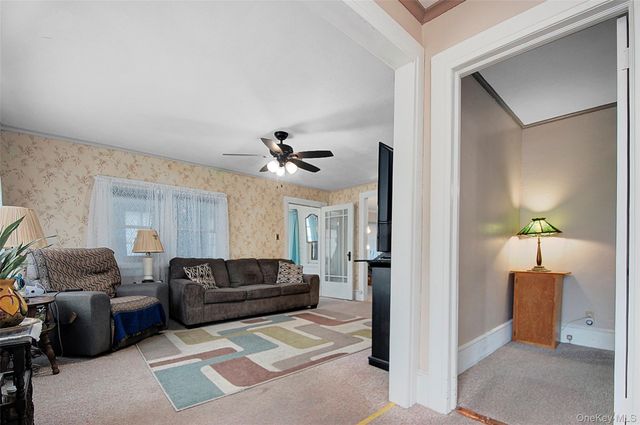 85 Overocker Road, Poughkeepsie, NY 12603