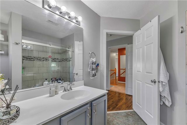 10101 Ravenwood Court, Streetsboro, OH 44241