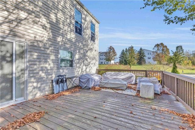 10101 Ravenwood Court, Streetsboro, OH 44241