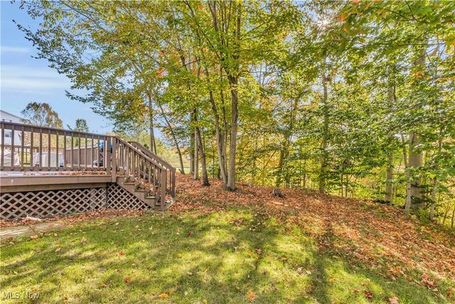 10101 Ravenwood Court, Streetsboro, OH 44241