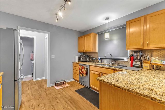 10101 Ravenwood Court, Streetsboro, OH 44241