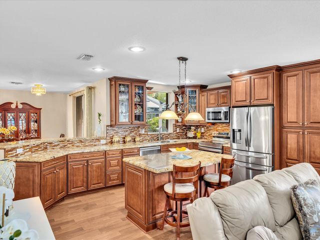 11566 NW 5th Street, Coral Springs, FL 33071