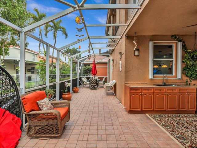 11566 NW 5th Street, Coral Springs, FL 33071