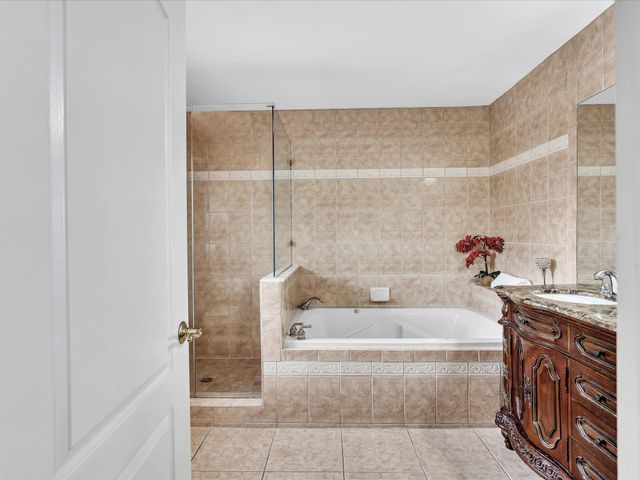 11566 NW 5th Street, Coral Springs, FL 33071