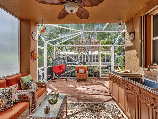 11566 NW 5th Street, Coral Springs, FL 33071