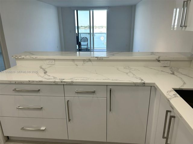 7928 West Dr 707, North Bay Village, FL 33141