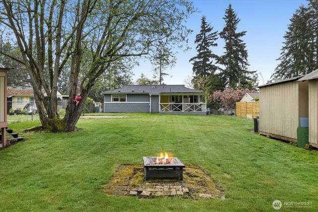 30573 5th Avenue SW, Federal Way, WA 98023