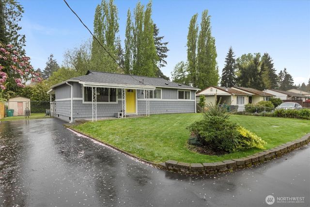 30573 5th Avenue SW, Federal Way, WA 98023