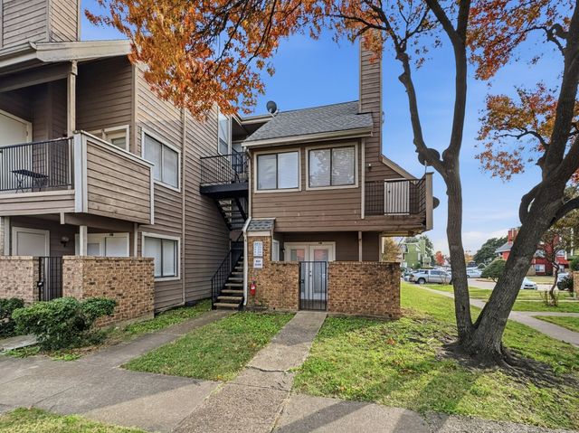 9835 Walnut Street 208, Dallas, TX 75243
