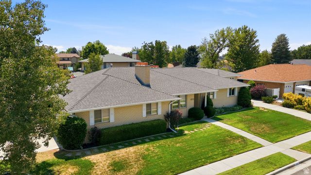 1852 E WILD WILLOW LN, Sandy, UT 84093