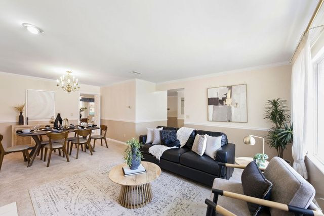 1852 E WILD WILLOW LN, Sandy, UT 84093