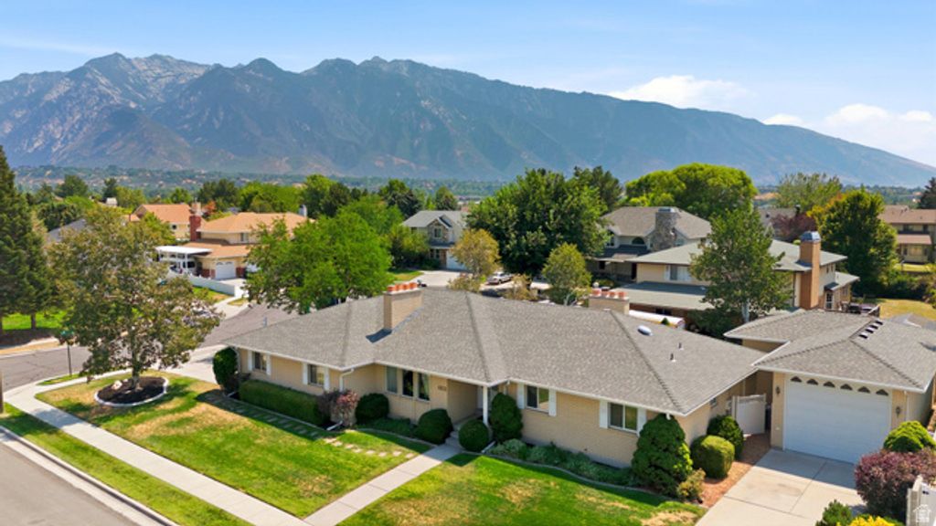 1852 E WILD WILLOW LN, Sandy, UT 84093