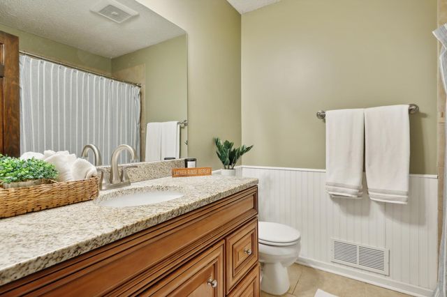 13645 Krestwood Drive, Burnsville, MN 55337