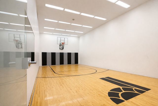 400 E Randolph Street 3314, Chicago, IL 60601