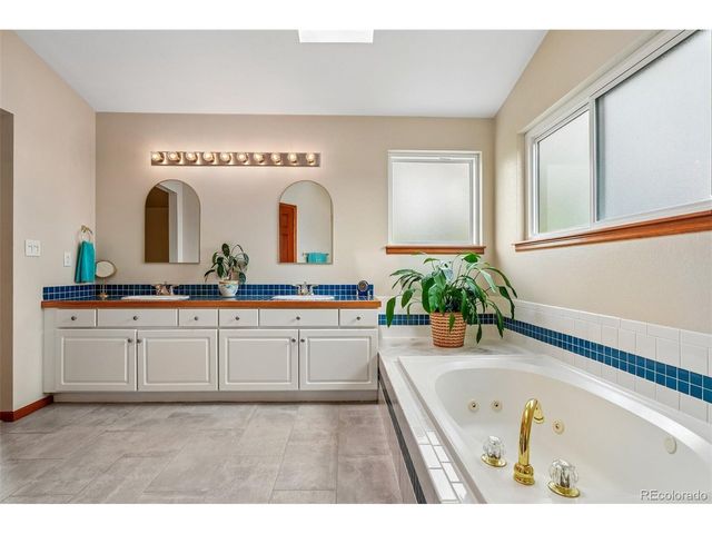 12431 W 84th Cir, Arvada, CO 80005