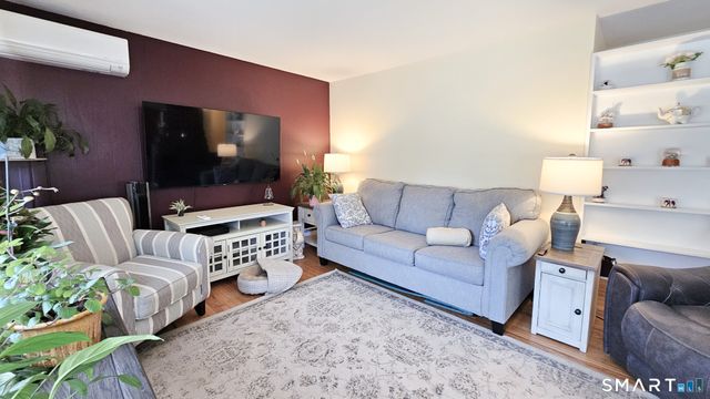 44 Monroe Street, East Hartford, CT 06118