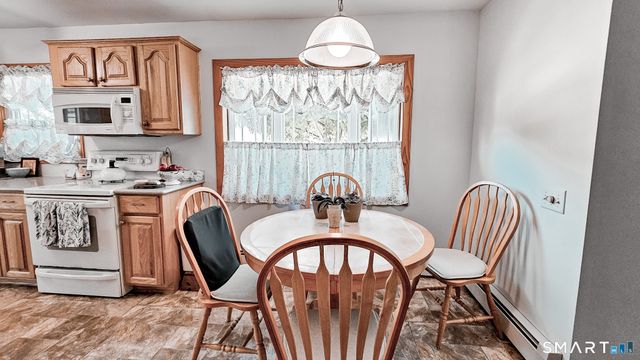 44 Monroe Street, East Hartford, CT 06118