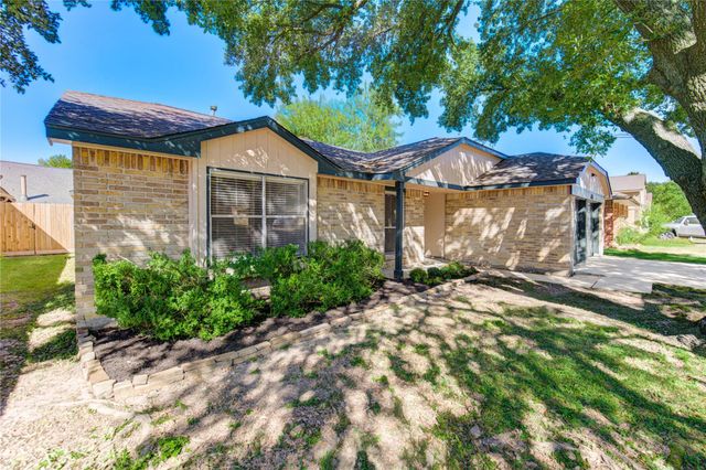 18927 Pine Trace Court, Humble, TX 77346