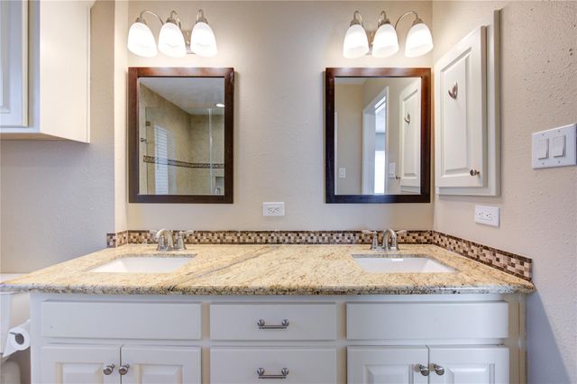 18927 Pine Trace Court, Humble, TX 77346