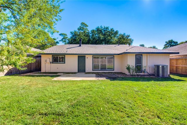 18927 Pine Trace Court, Humble, TX 77346