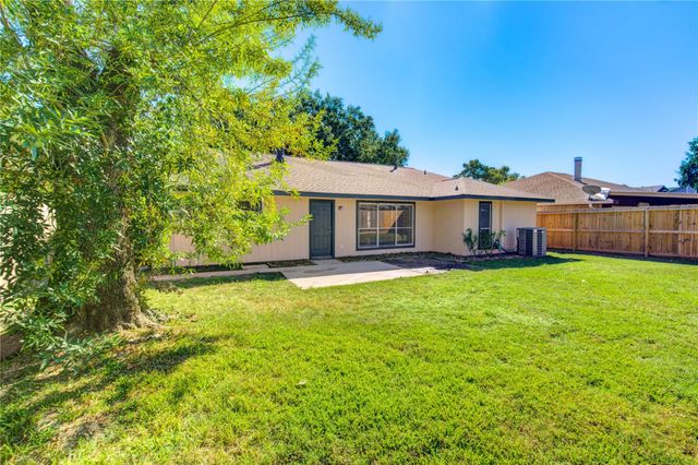 18927 Pine Trace Court, Humble, TX 77346