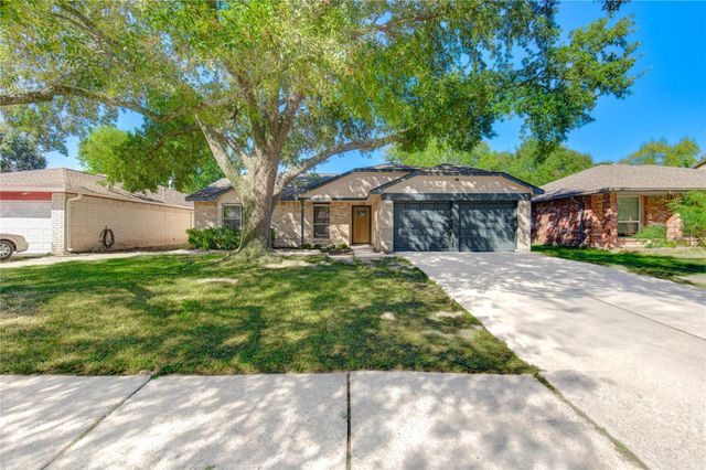 18927 Pine Trace Court, Humble, TX 77346