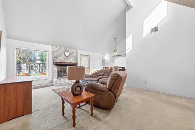 2326 Ashmont Drive, Missouri City, TX 77489