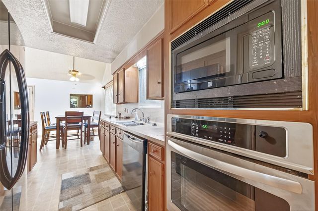 2326 Ashmont Drive, Missouri City, TX 77489