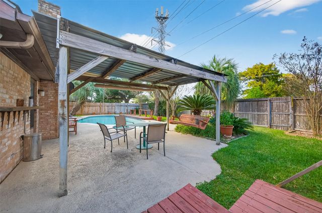 2326 Ashmont Drive, Missouri City, TX 77489