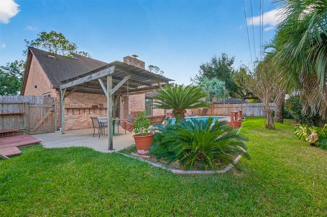 2326 Ashmont Drive, Missouri City, TX 77489