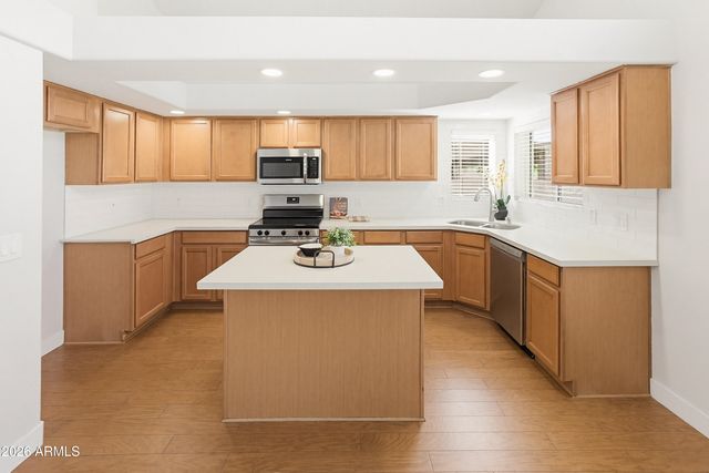 15766 W VENTURA Street, Surprise, AZ 85379
