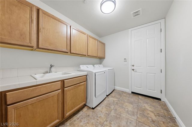 1357 Enchanted River Drive, Henderson, NV 89012