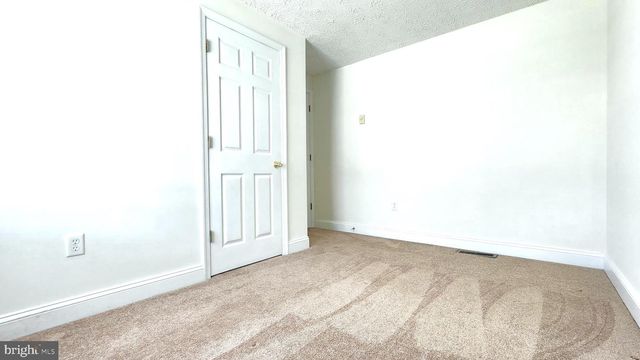 210 W HIGH ST, Felton, DE 19943