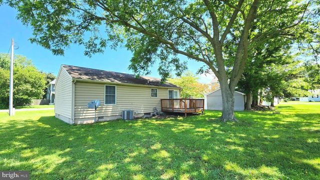210 W HIGH ST, Felton, DE 19943