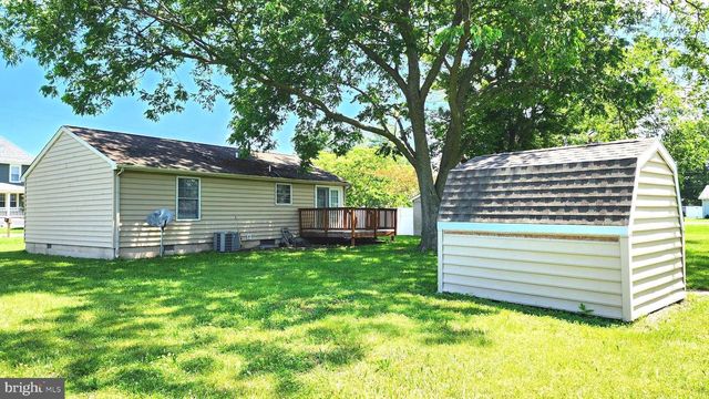 210 W HIGH ST, Felton, DE 19943