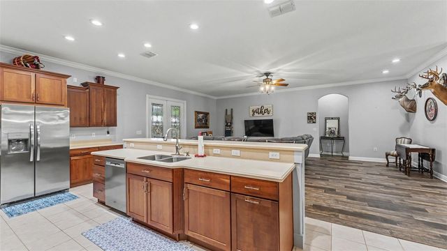8044 LAKE HATCHINEHA ROAD, Haines City, FL 33844