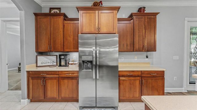 8044 LAKE HATCHINEHA ROAD, Haines City, FL 33844