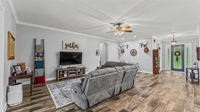 8044 LAKE HATCHINEHA ROAD, Haines City, FL 33844