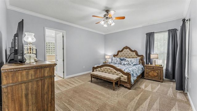 8044 LAKE HATCHINEHA ROAD, Haines City, FL 33844