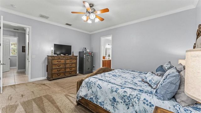 8044 LAKE HATCHINEHA ROAD, Haines City, FL 33844