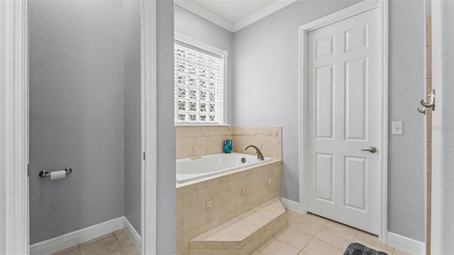 8044 LAKE HATCHINEHA ROAD, Haines City, FL 33844